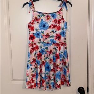 Posey Tie Strap Sundress NWT